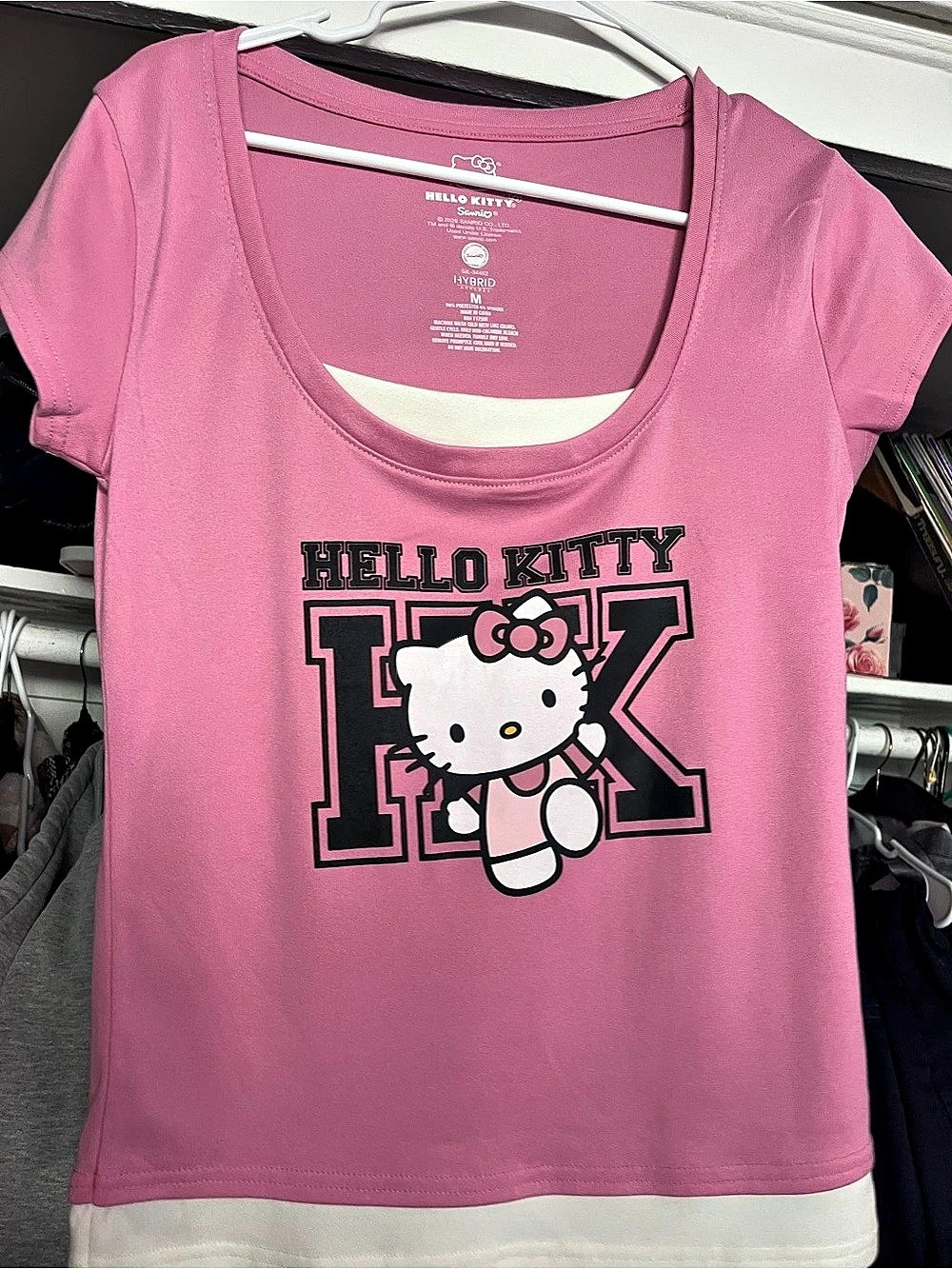 Hello Kitty HK Graphic Tee Pink & White Short Sleeve Tee